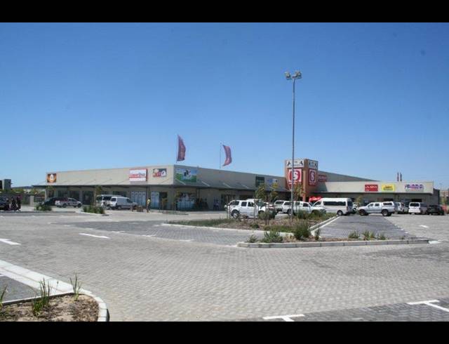 5,365M² RETAIL SOLD IN MILNERTON CENTRAL